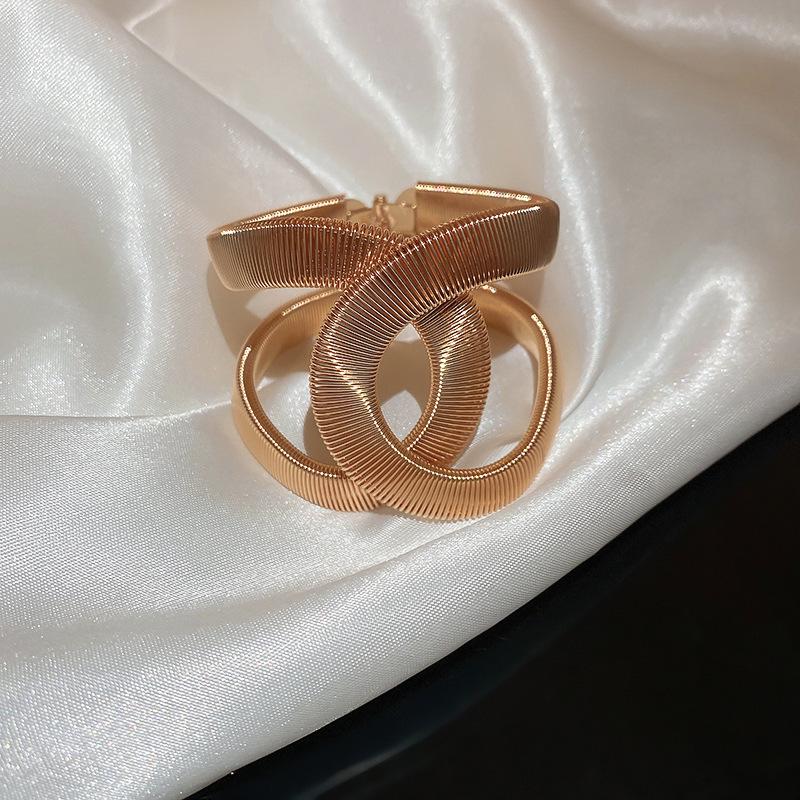 Minimalist Double-Layer Hollow Armlet: European & American Style, Exaggerated & Fashionable High-End Bracelet
