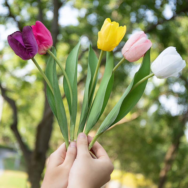 Luxury Silk Tulip Flowers With Moist Feel For Wedding Decor And Styling Home
