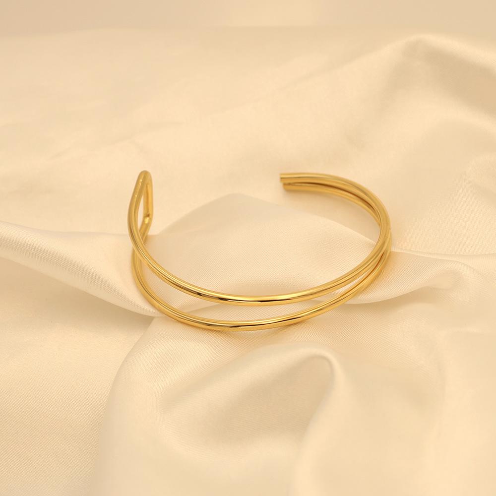 Wind Fashion C-Shaped Double-Layer Asymmetric Titanium Steel Bracelet Women'S Simple 18K Gold High-End Hand Jewelry