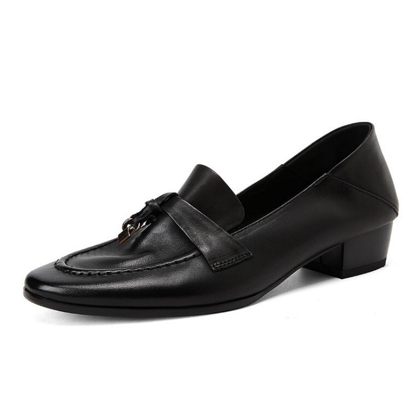 

Модные классические лоферы в британском стиле для женщин 2025 Осень Новые трендовые повседневные туфли для работы в офисе Ретро однотонные на мягкой подошве женские туфли-лодочки 38 чёрный