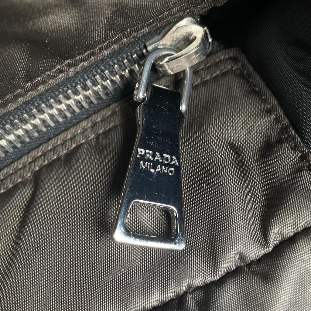 PRADA reversible BN1959 Shoulder Bag khaki Women used