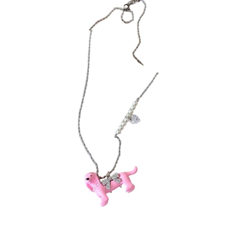 Whimsical Sausage Dog Pendant Necklace With Pearls Stylish Minimalist Collarbone Jewelry Fashionable Alloy Accessory