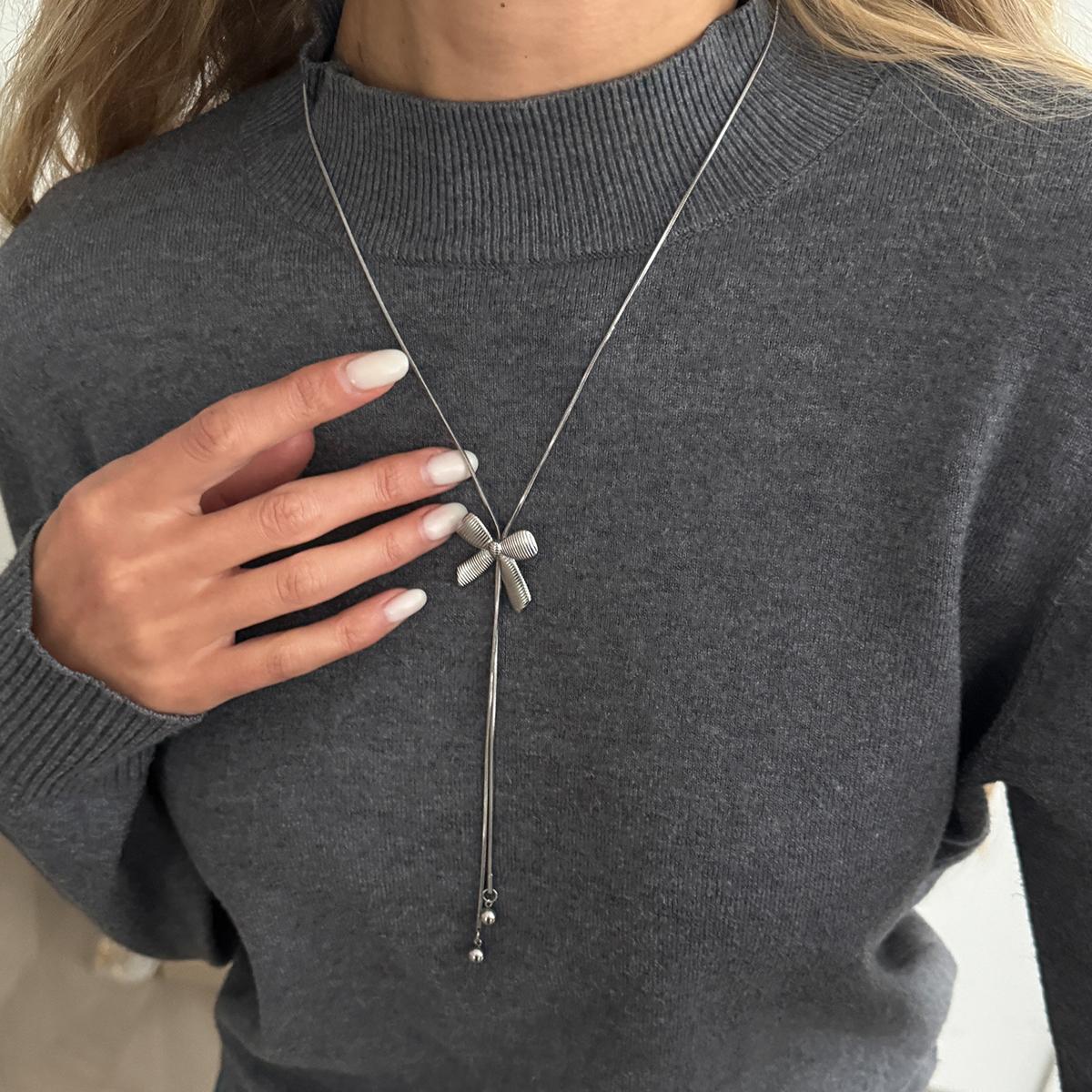

SHIXIN Exquisite Titanium Steel Bowknot Pendant Necklace Women Minimalist Thin Snake Bone Chain Sweater Chain Valentine Jewelry