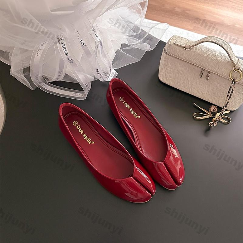 Fashion Women's Rhinestone Sandals 2025 Summer New Breathable Comfortable Casual Shoes Fashion Lightweight Slip On Mary Jane Tabis Shoes