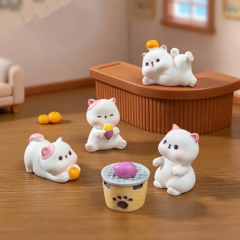 Cartoon Cat Figurines Miniatures Cute Diy Handicraft Mini Cat Ornament Resin Crafts Kitten Statue Micro Landscape Ornaments