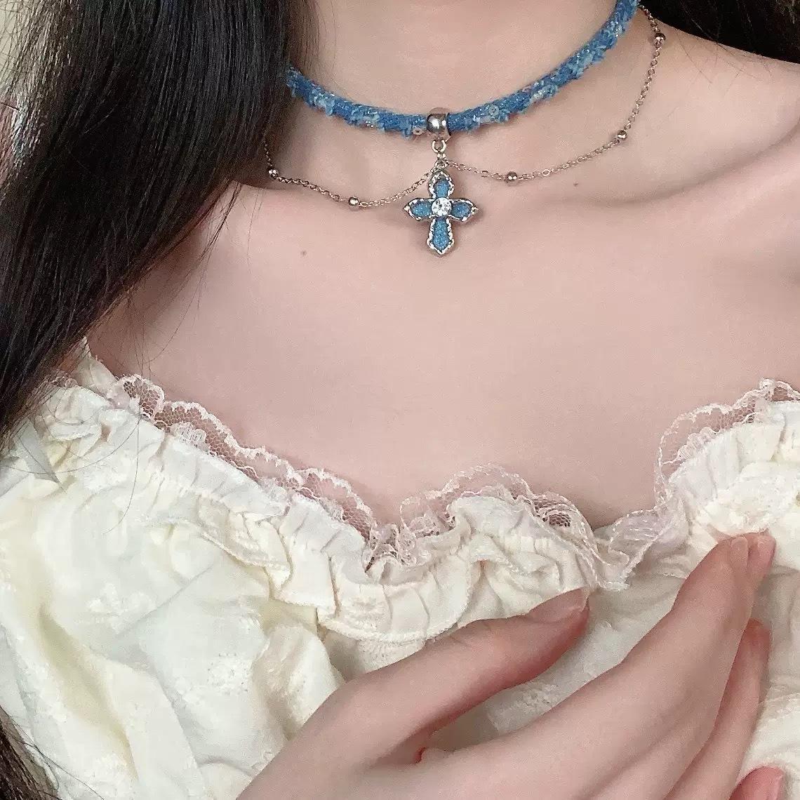 

European and American sweet and cool girls denim collar subculture love collarbone chain niche design versatile collar decoration trend