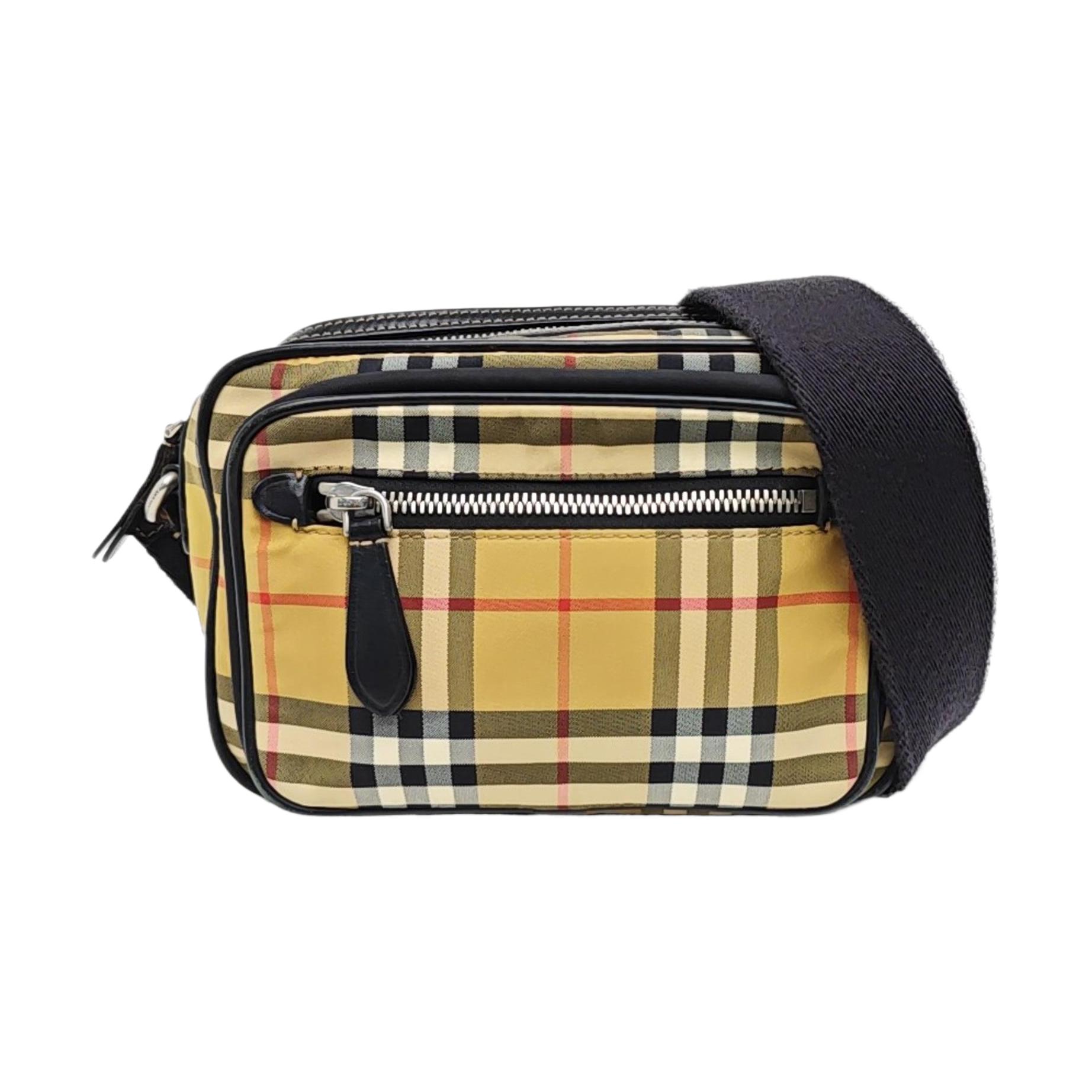 [Pre-Owned] Camera Bag Small Khaki Canvas