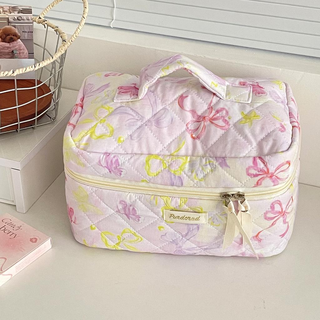 Portable and fresh ins-style color-blocking handbag for outings, dreamy colorful butterfly series makeup bag