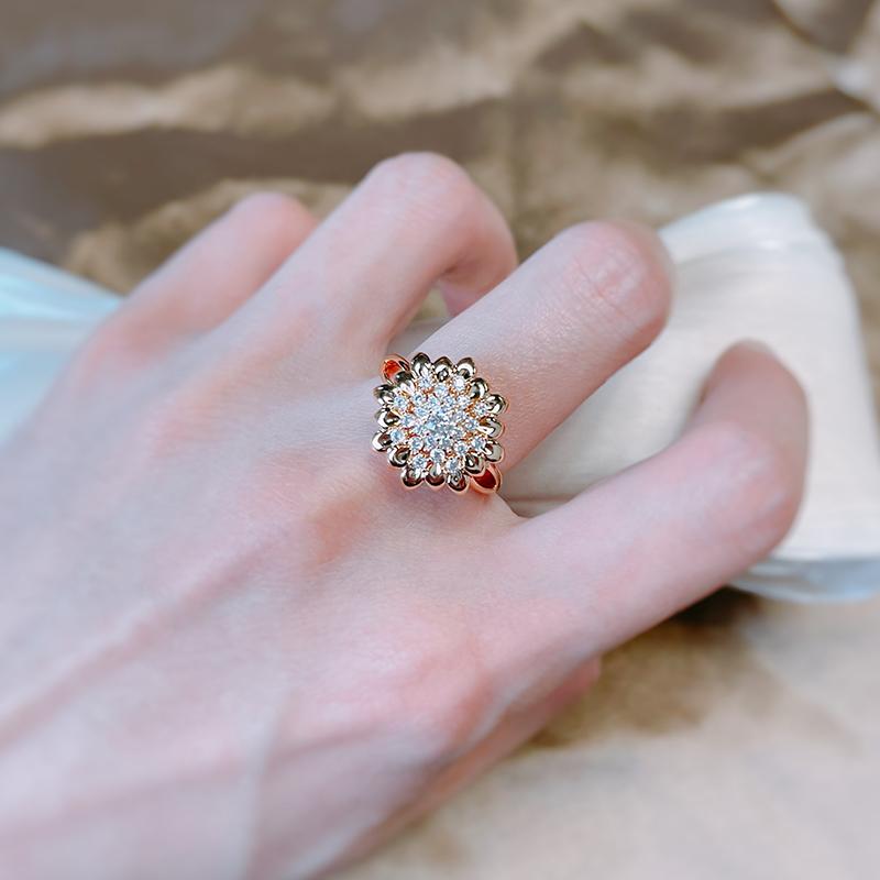New  Rose Gold Flower Big Ring Fashion Creative Wedding Jewelry Natural Zircon Women Ring Unusual Vintage Jewelry