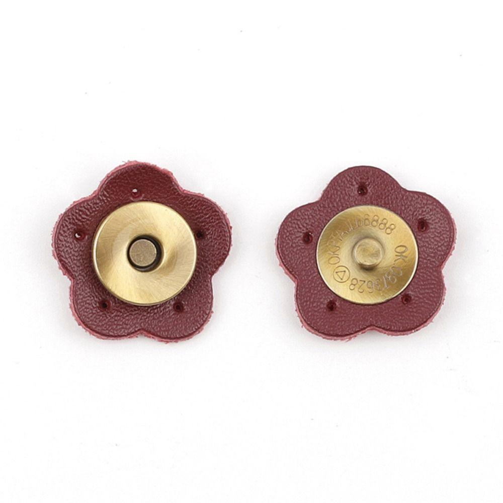 

Fashion Plum Blossom Shaped Bag Magnetic Buckle Handmade DIY Card Pack Buckle Genuine Leather Bag Clasps Buckle Bag Accessories вино красного