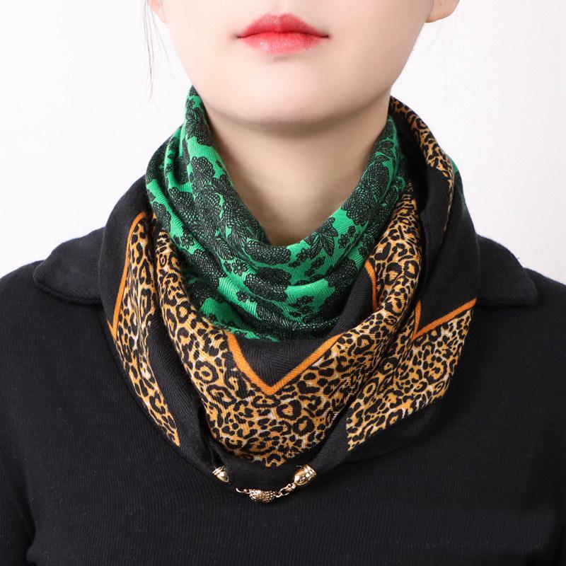 Women's Silk Magnetic Buckle Scarf: Versatile Square Scarf, Cotton Linen Neck Protector, All-Match Triangle Pendant Scarf Necklace.
