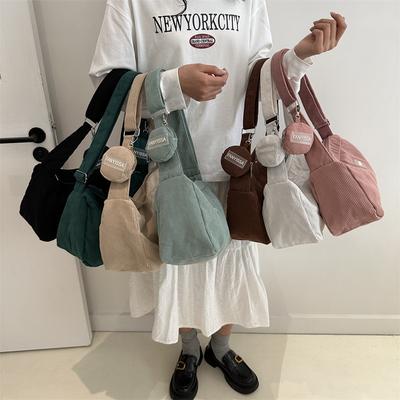 Kadife İlkbahar Trendi Büyük Kapasiteli Günlük Düz Renk Moda Hafif Omuz Postacı Çantası
