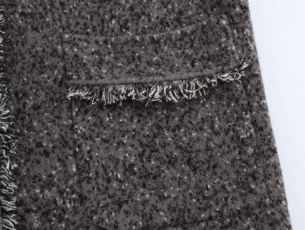 2025 Spring Women's Tassel Sesame Dot Knitted Vest - European & American Style, Single-Breasted with Pockets