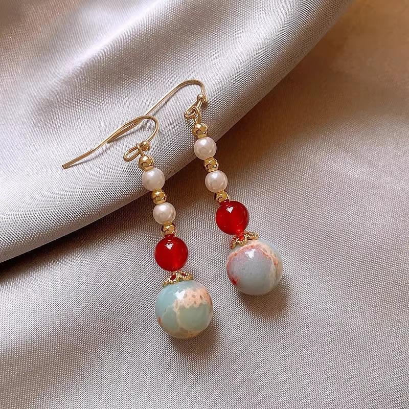 

Модные серьги-подвески для женщин белый