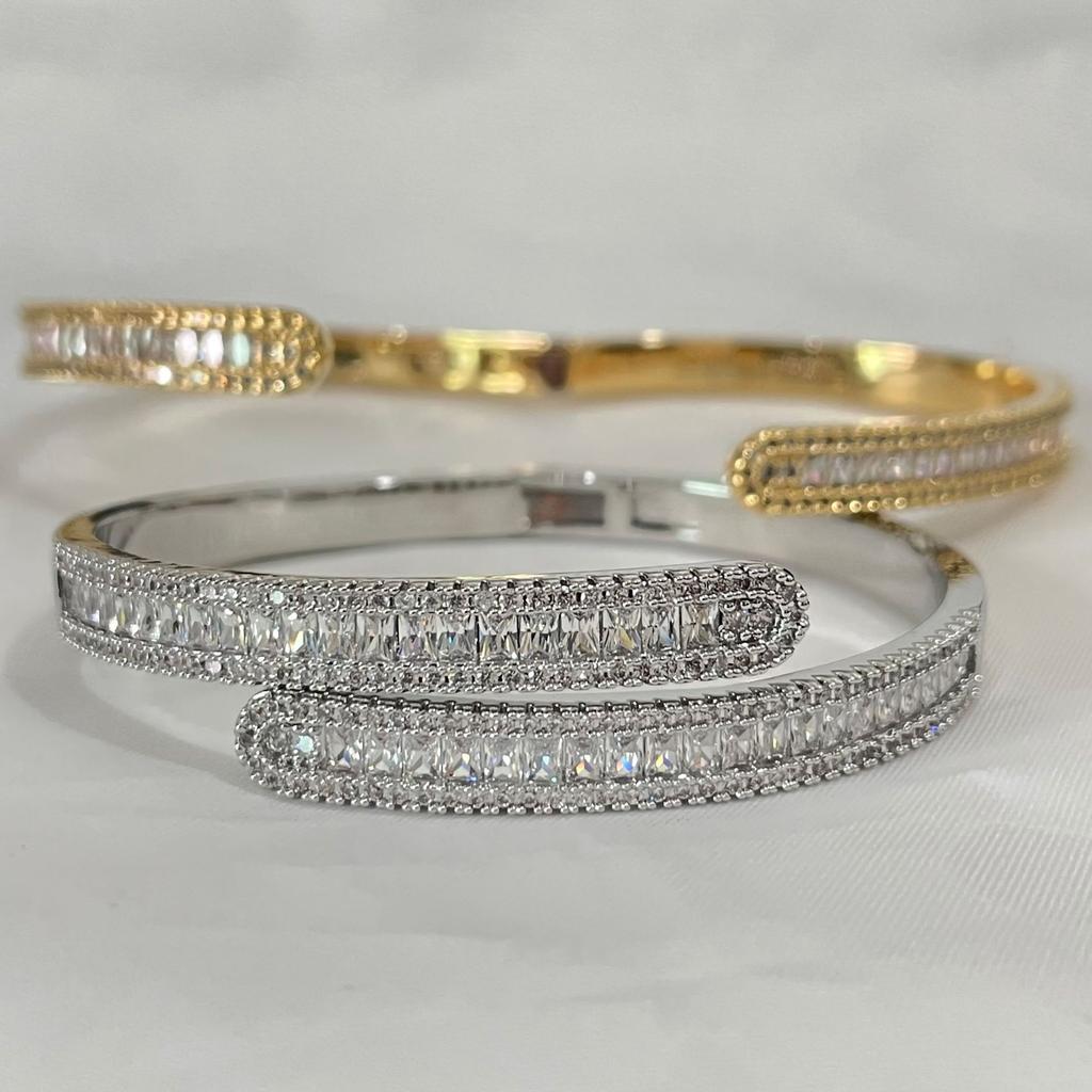 Open-cut Women's High-end Quality Design Accessory Bracelet