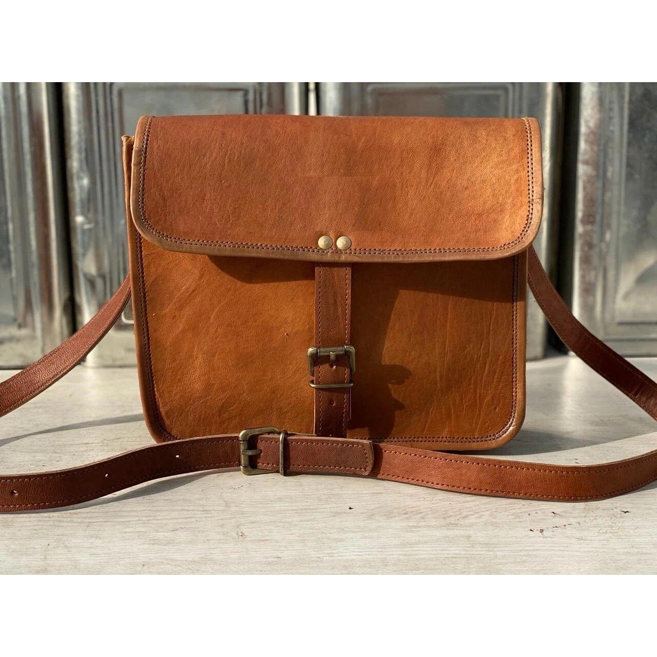 

Женская винтажная сумка через плечо из натуральной коричневой кожи через плечо 13 x 10 x 4 in