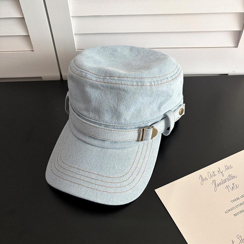 New retro denim flat-top equestrian hat for women's spring and summer travel, wide brim and small metal buckle hat