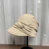 Retro pleated equestrian hat women's early autumn new casual versatile niche design sense shows the face small beret hat