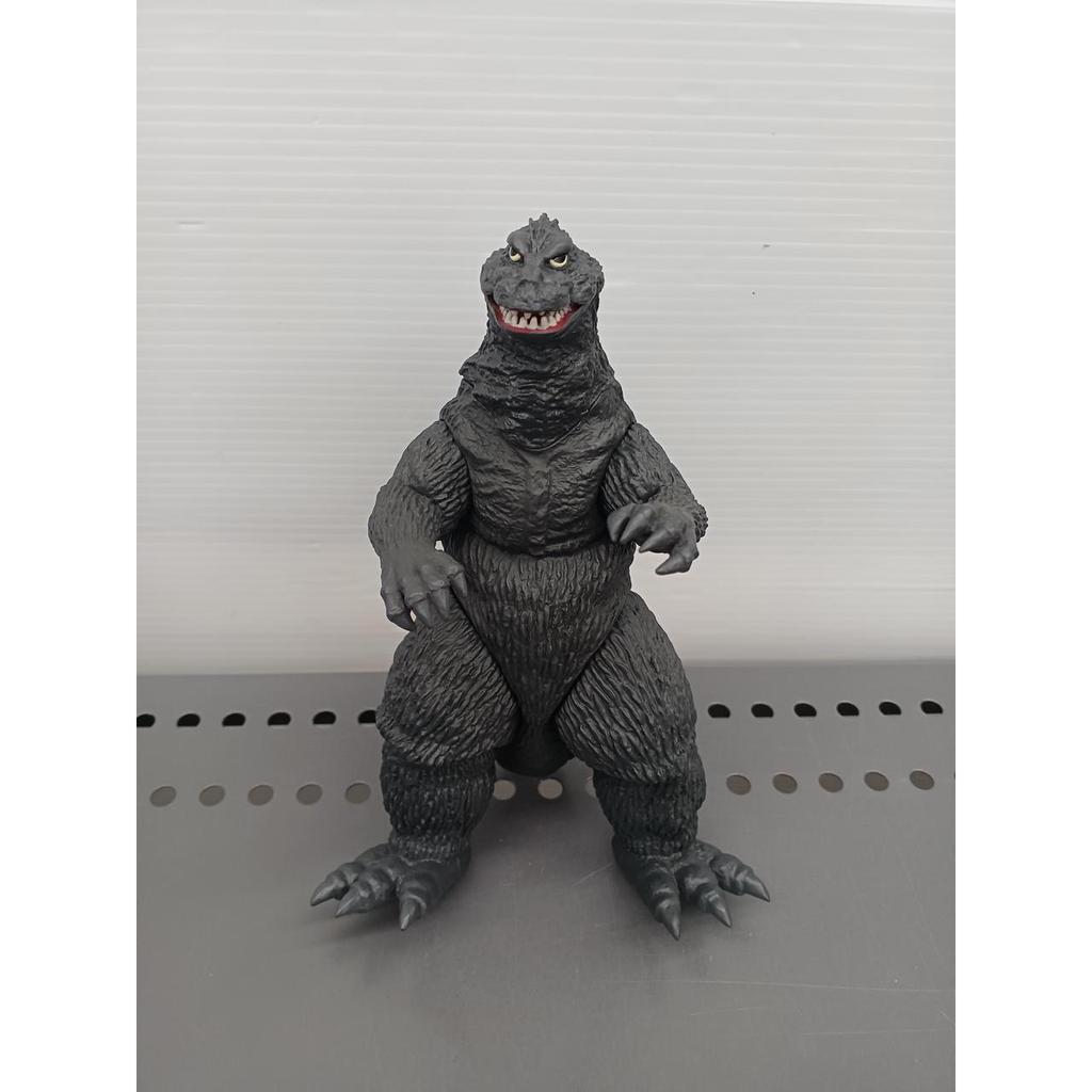 Used Bandai Godzilla (1962) Ultimate Toho Large Monster Godzilla