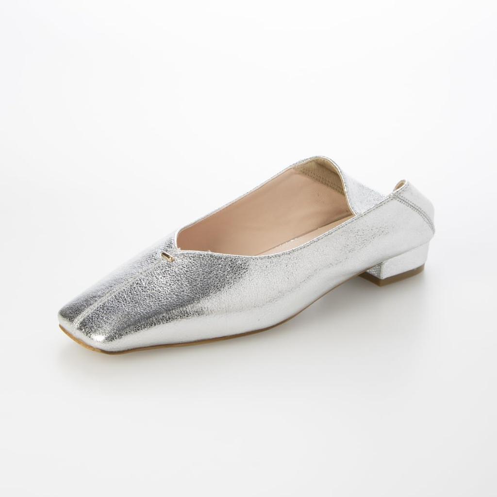 [Evol] V-Cut Square Pumps