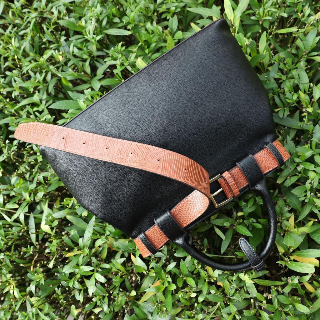 Luxury women's designer leather luxury rectangular high-quality handbag top handle trendy designer luxury women's bags with top handle trend