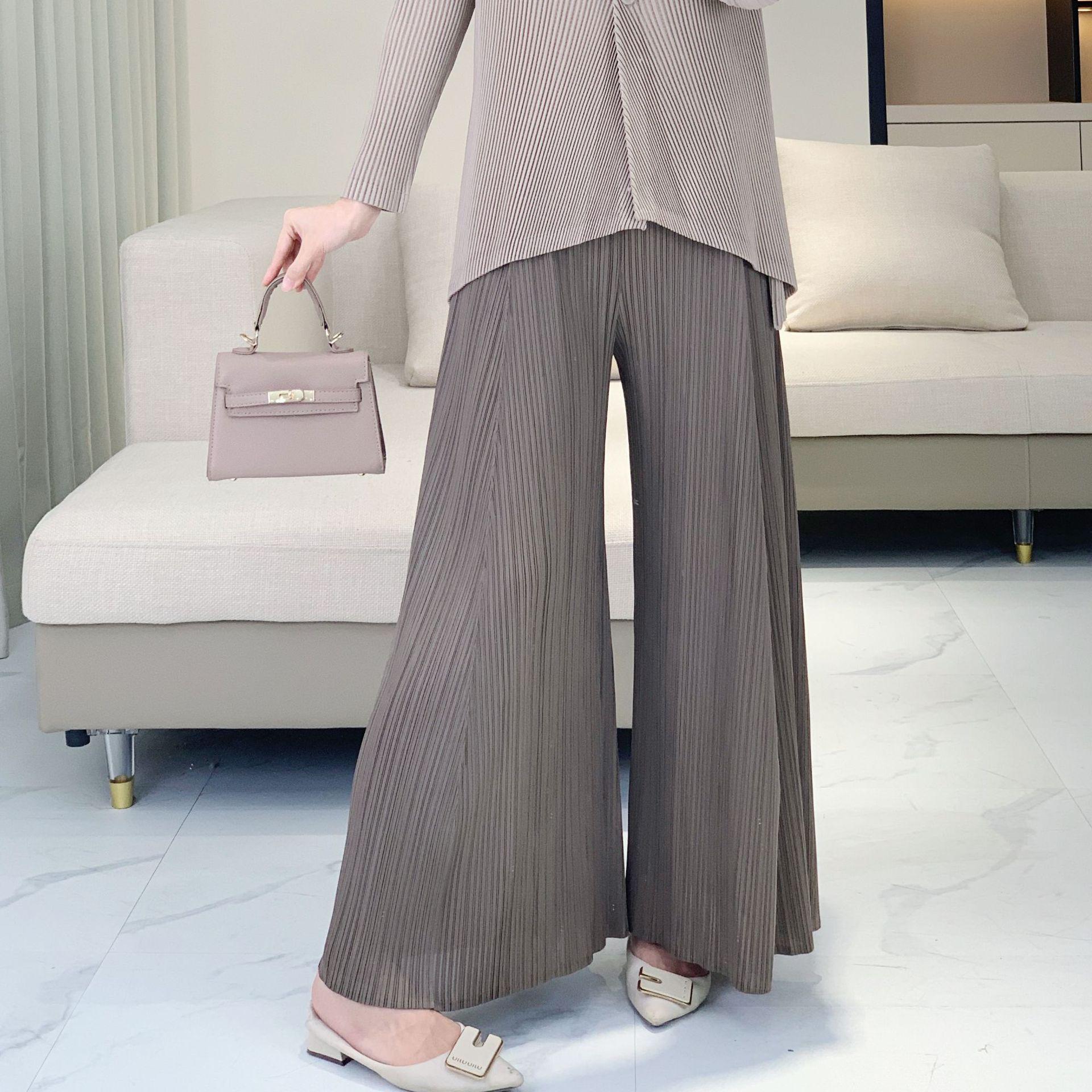 

Женские брюки плиссе с высокой талией и широкими штанинами в корейском стиле - Универсальные, Стройнящие, Длиной до щиколотки One Size [80-150 jin] кофейный