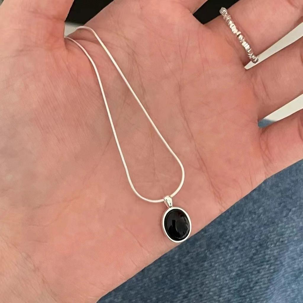Sea Blue Stone Women Necklace Light Luxury Oval Aquamarine Pendant Collar Chain Moonlight Stone Fashion Jewelry