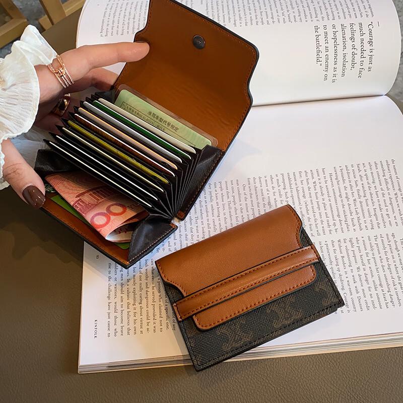 Weipello Women's Compact Multi-Card Holder