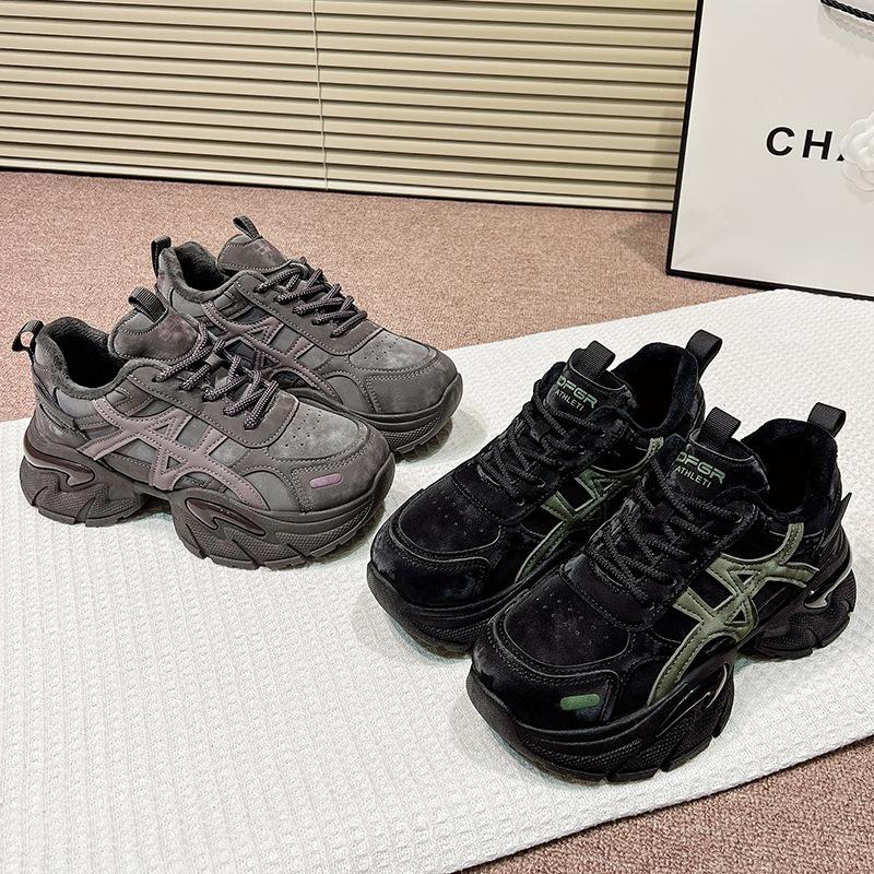 Platform Dad Shoes Women's 2025 New Winter Small Man Height Increase Versatile Casual Sports Shoes Fashion Popular Women's Shoes