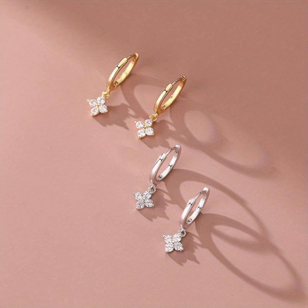 1 Pair of Fashionable Earrings for Women, Exquisitely Designed Earrings, Suitable for Daily Wear and Holiday Gift Giving