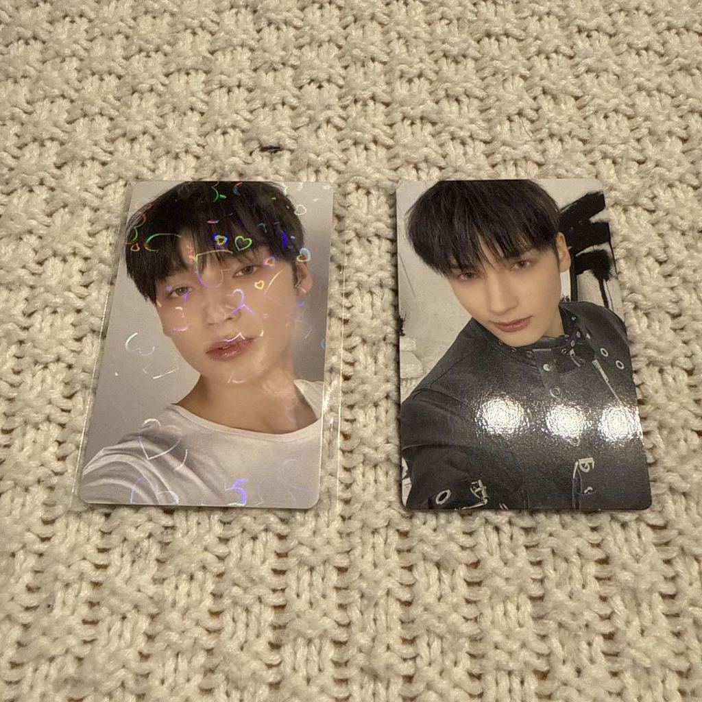 [USED] TXT Hueningkai Thursday's Child hologram trading card included