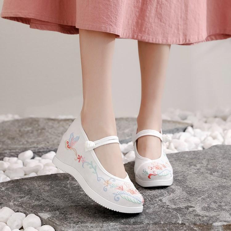 Fashion Chinese - Style Embroidered Wedge Mary Janes | Hanfu & Qipao - Friendly Daily Commute Ancient - Style Shoes