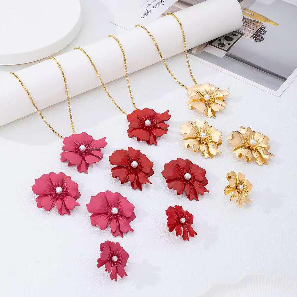 4-Piece Set: Fashionable Irregular Pearl Flower Earrings & Necklace, Middle Eastern Banquet Style for Women