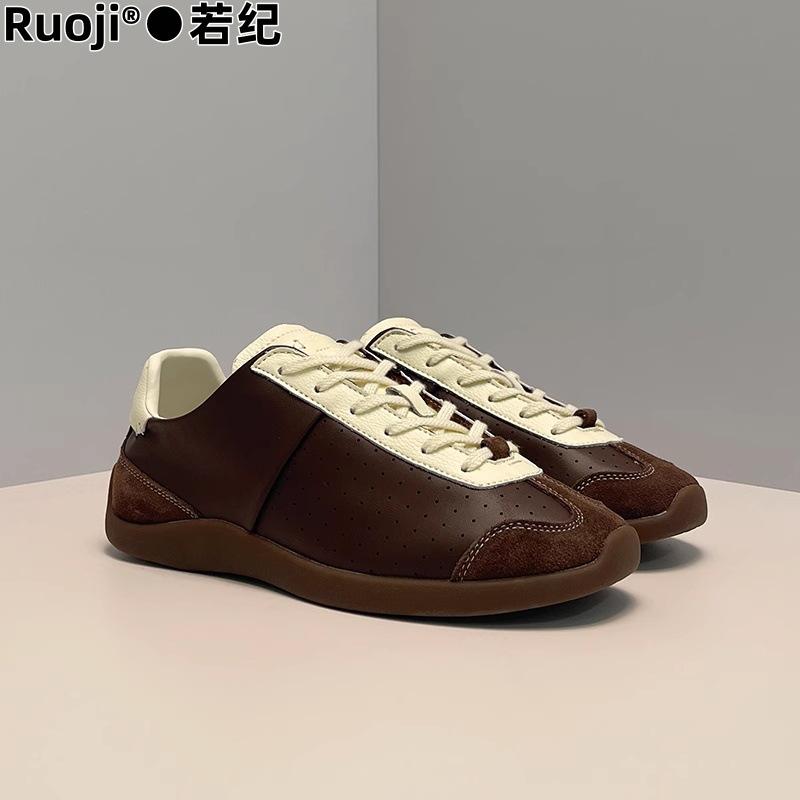 Ruoji leather ballet training shoes 2025 spring new black retro sports and leisure board shoes versatile Forrest Gump shoes