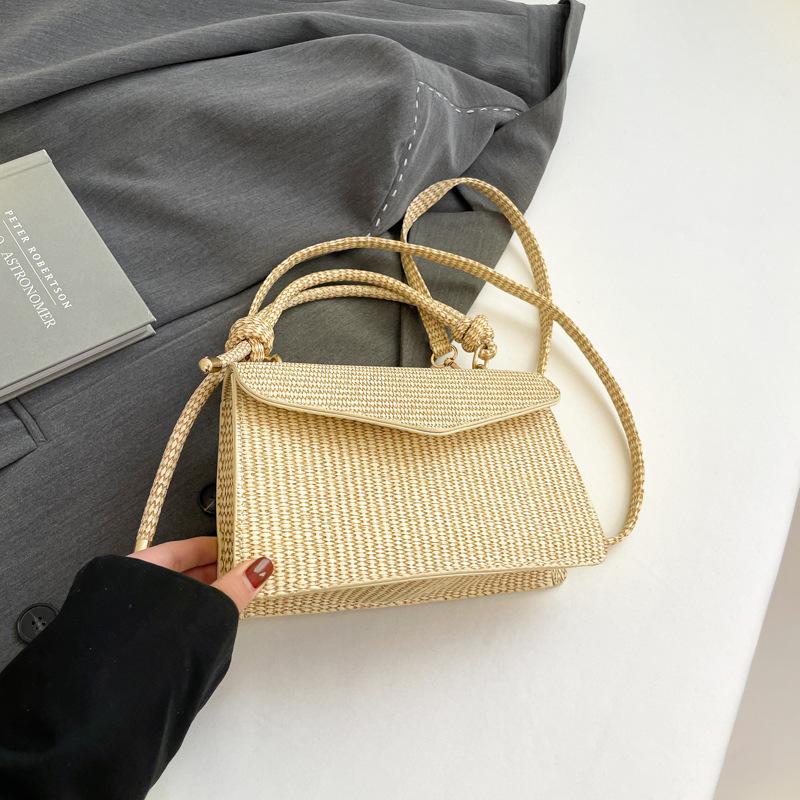 

Niche striped bag women s foreign style niche design handbag 2025 fashion trend one shoulder crossbody small square bag commuter хаки