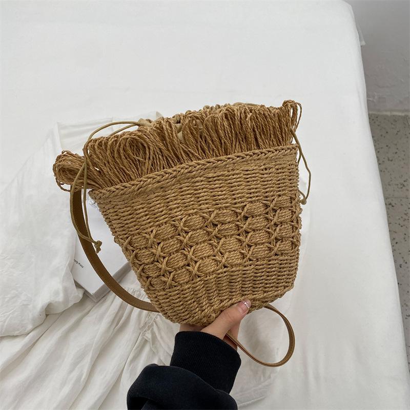 

Летняя новая модная плетеная соломенная сумка через плечо, трендовая женская сумка хаки