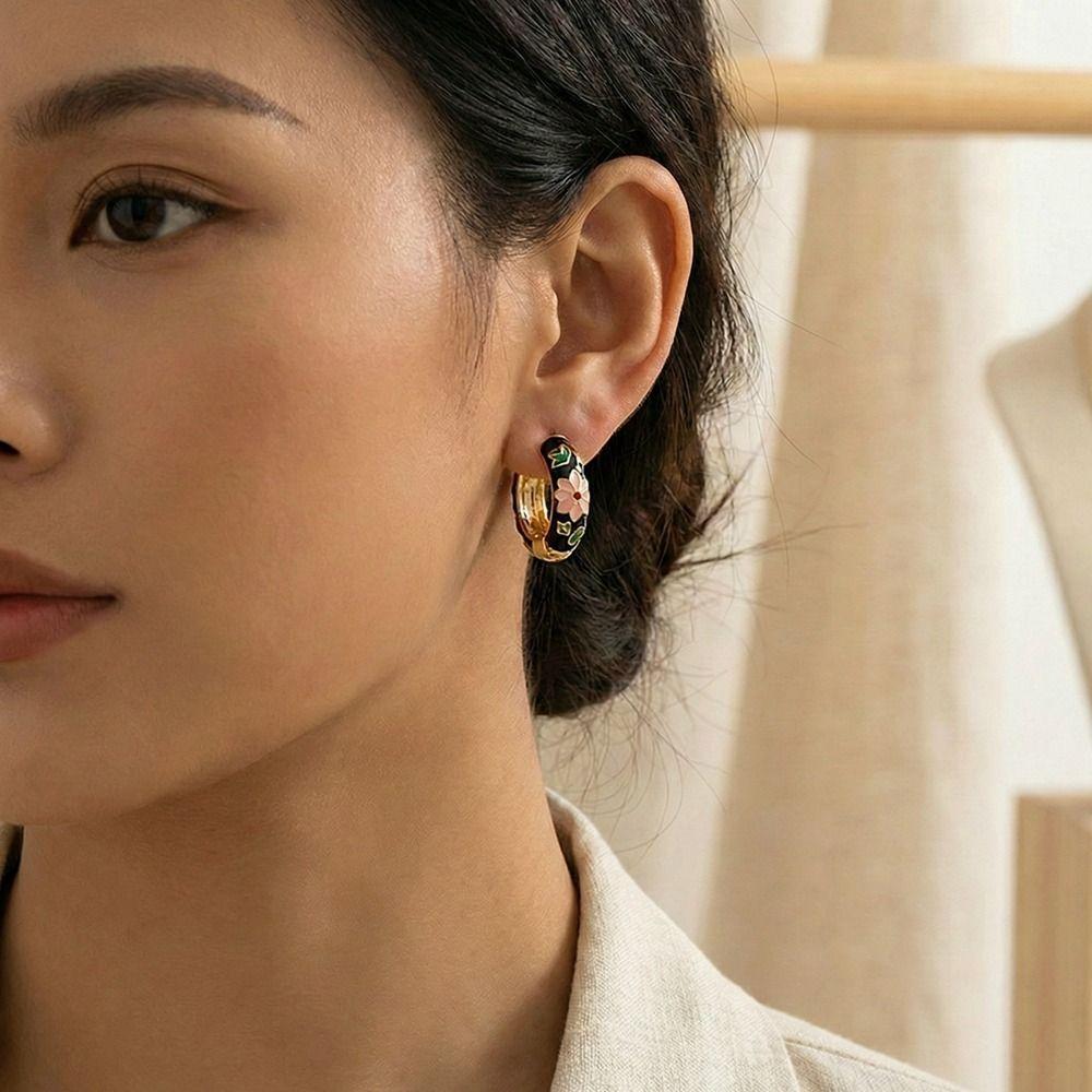 Classic Flower Enamel Earrings Traditional Hoop Ear Buckle Hawaiian Chinese Style Earrings  Jewelry