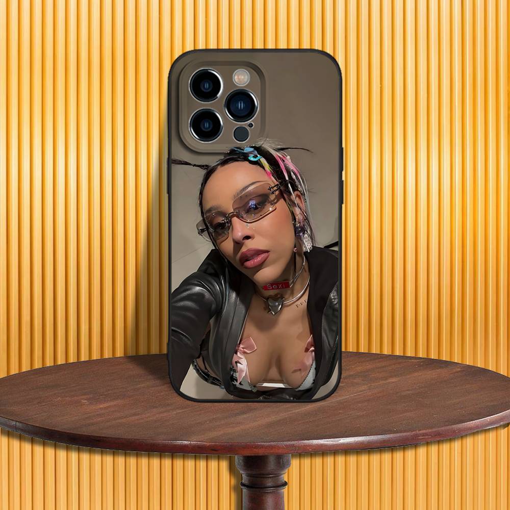 

D-Doja Cat Vie Phone Case For iPhone 17,16,15,14,13,12,11,Pro,Max,Plus,X,XS,SE4,E,Mini,Soft Black Case iPhone17