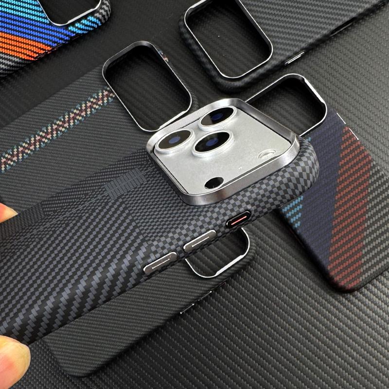Luxury Premium Carbon Fiber Pattern Phone Case For IPhone 17 Pro Max 16 Pro 15 14 for MagSafe Magnetic Charging Shockproof Cover