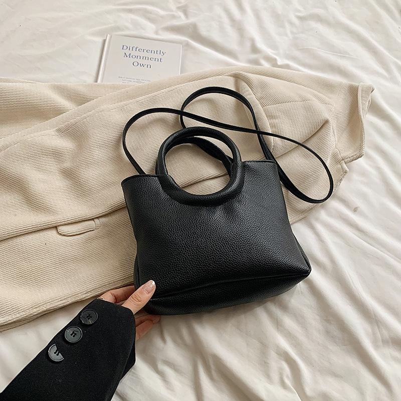 

Нишевый дизайн, высококачественная ретро-сумка с кольцом, женская универсальная модная мягкая сумка-ведро через плечо чёрный
