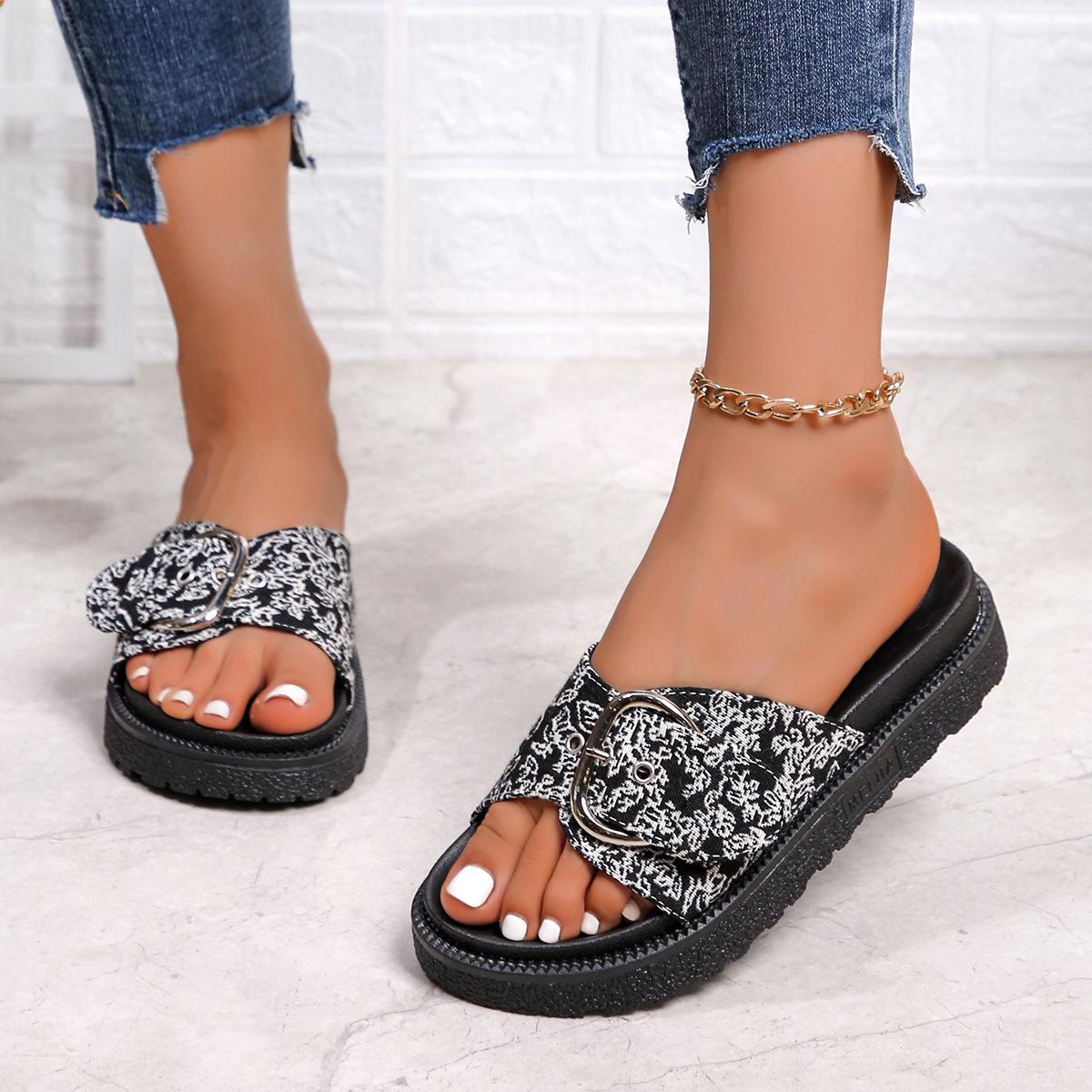 

Пляжная обувь в римском стиле на платформе, детская, 2024, новые популярные летние сандалии, новая обувь в китайском стиле с принтом в национальном стиле, высокое чувство 35 чёрный