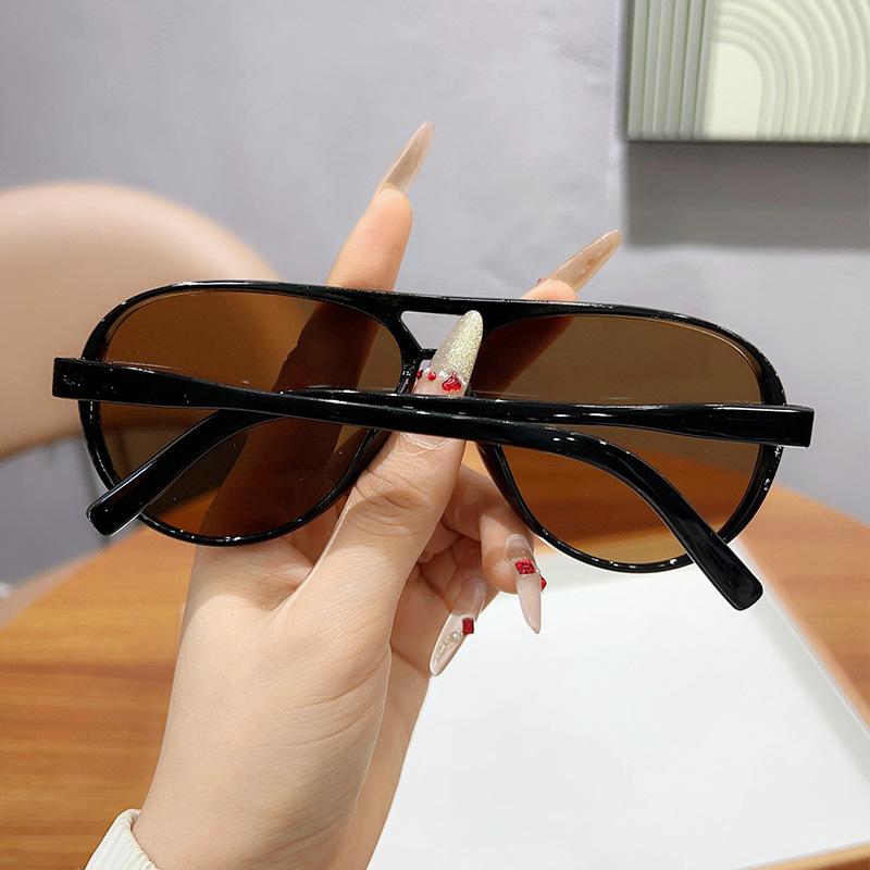 Fashion Women Large Frame Toad Mirror Classic Sunglasses Driving Street Photography Sun Glasses Men Glasses Uv