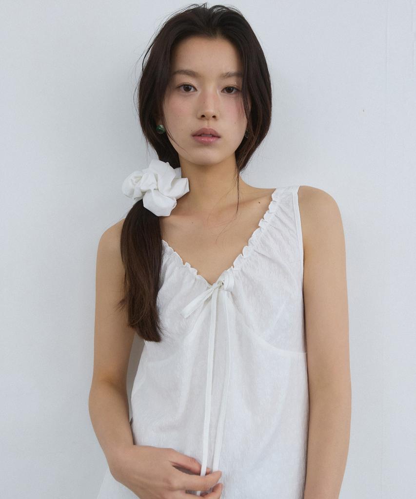 Adowl Embo Flower Pattern Shirring Ribbon Dress - White