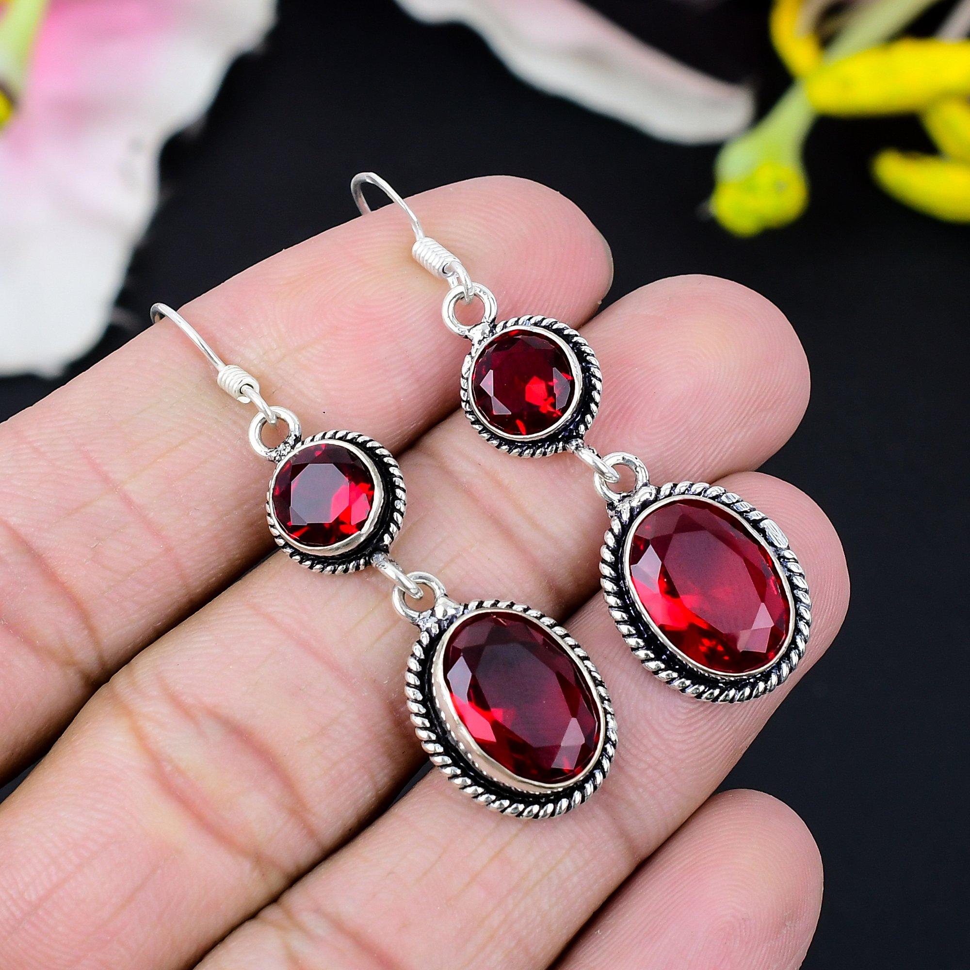 

Мозамбікський гранат Дорогоцінний камінь Ручна робота Срібло 925 проби Сережка 2.56 KG-432