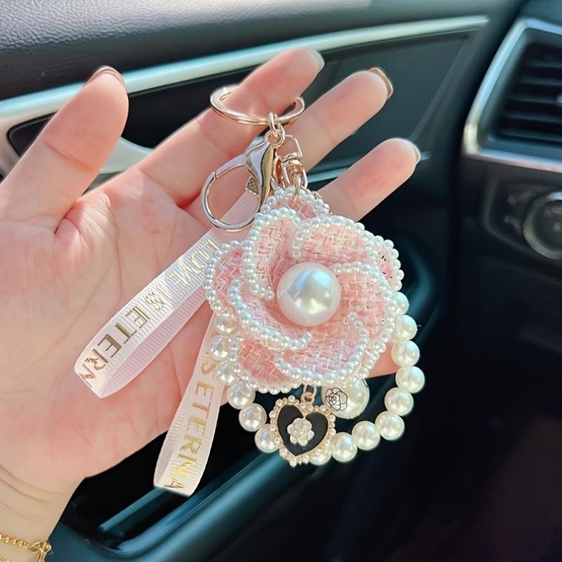 1 Elegant Handmade Camellia Keychain with Imitation Pearl Design, Suitable for Hanging On Cars, Bags, Any Item, Christmas Gifts