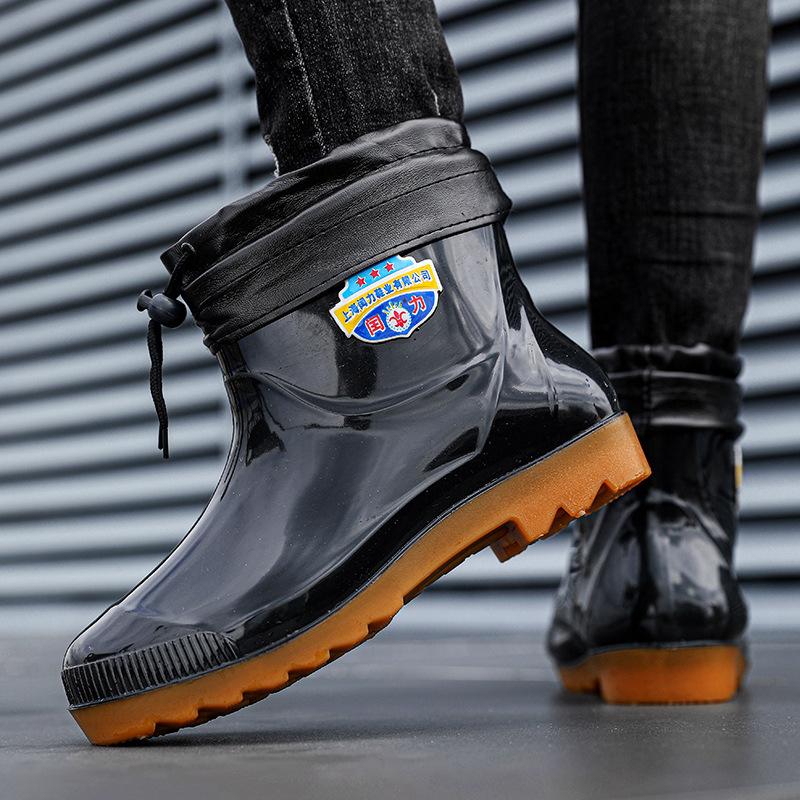 New rain shoes men's medium tube rain boots men's short tube water shoes outside the kitchen waterproof low tube piled thickened wear-resistant