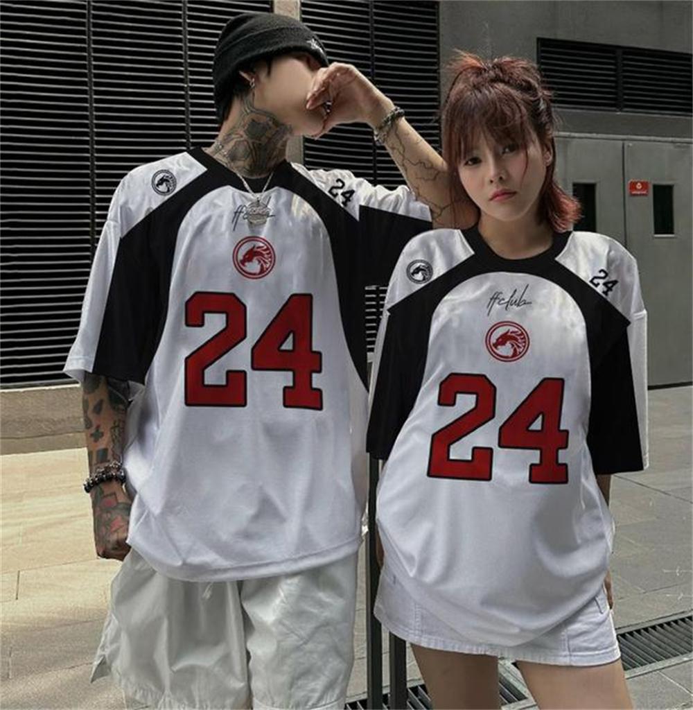 1 sztuka T-shirt dżersejowy z nadrukiem numeru i litery Koszulka kultury fanów Koszulka męska Street z krótkim rękawem High Street Hip Hop Oversize T-shirt