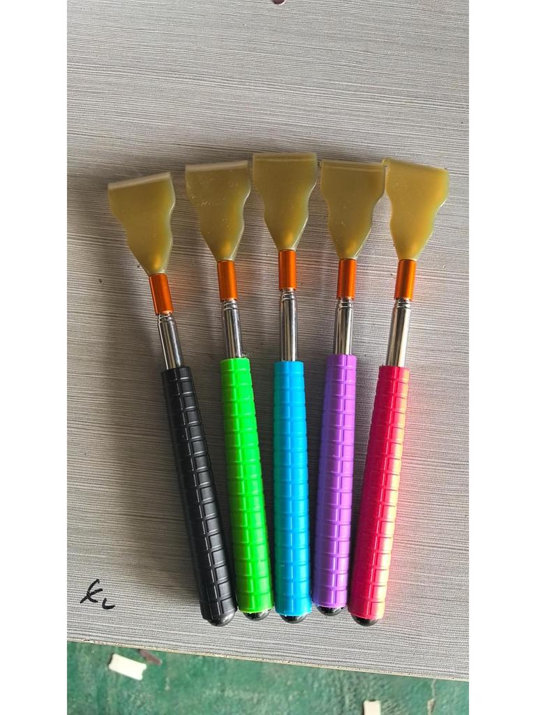 Tragbarer Ausziehbarer Ochsenhorn-Rückenkratzer für Haushalt und Reise