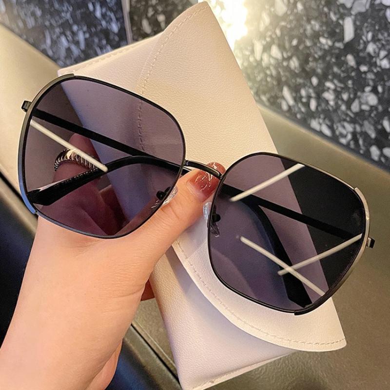 Women's Sunglasses, European and American Style, Unique Square Minimalist Glasses