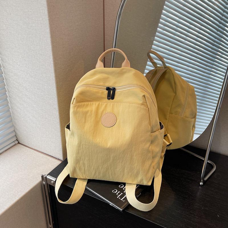 Backpack Women's Travel Light Small Backpack New Work Commuter Bag College Student Versatile School Bag